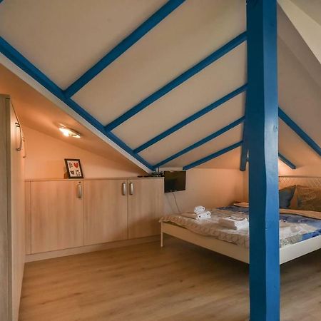 The Ivy House - A Cozy Attic Near The City Center By Flat Mаnager โซเฟีย ภายนอก รูปภาพ
